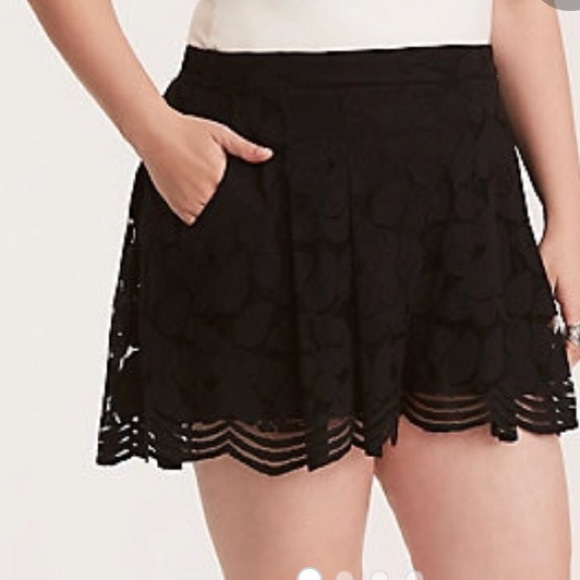 torrid Pants - Torrid flowy lace shorts NWT size 3 = 3X